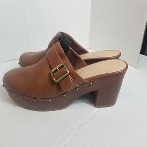 NWT TIME AND TRU WOMEN'S BROWN HEELED CLOG MULES SIZE 11
